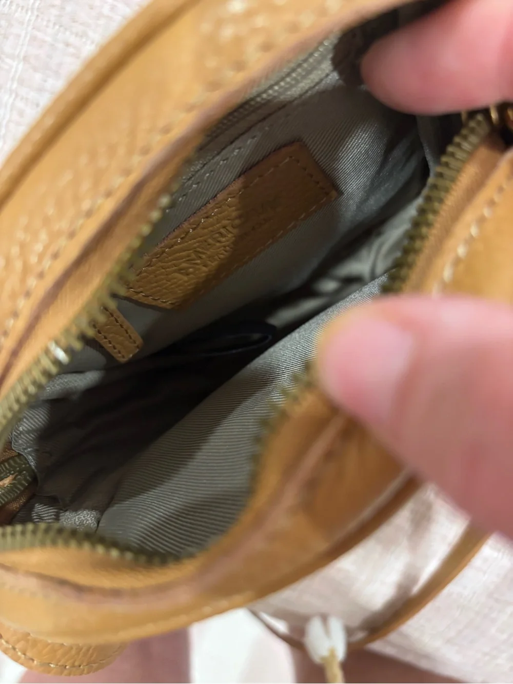 American Leather Co. compact tan